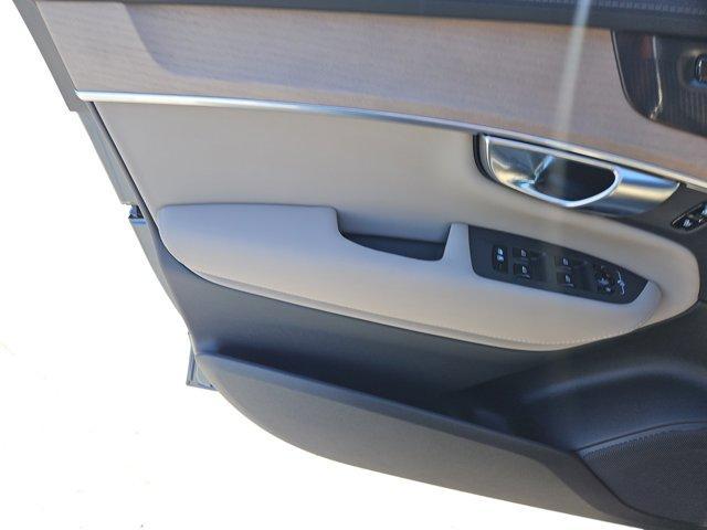 new 2025 Volvo XC90 car, priced at $66,852
