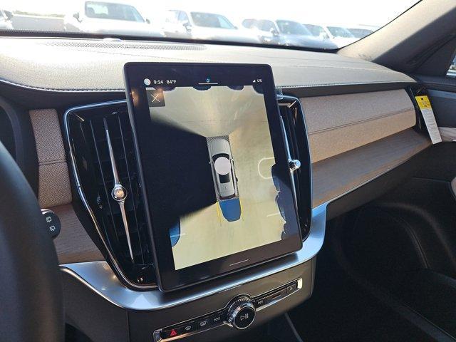 new 2025 Volvo XC90 car, priced at $66,852