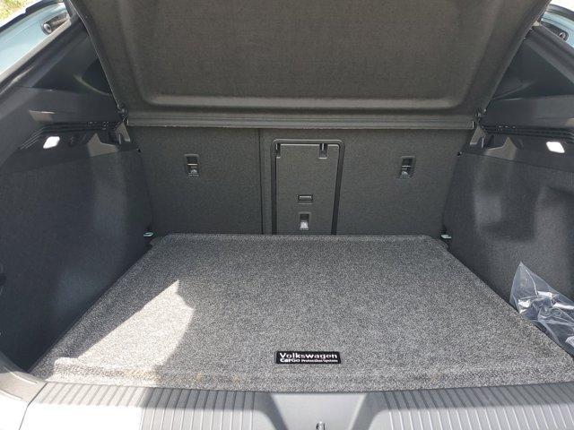 new 2025 Volkswagen ID.4 car