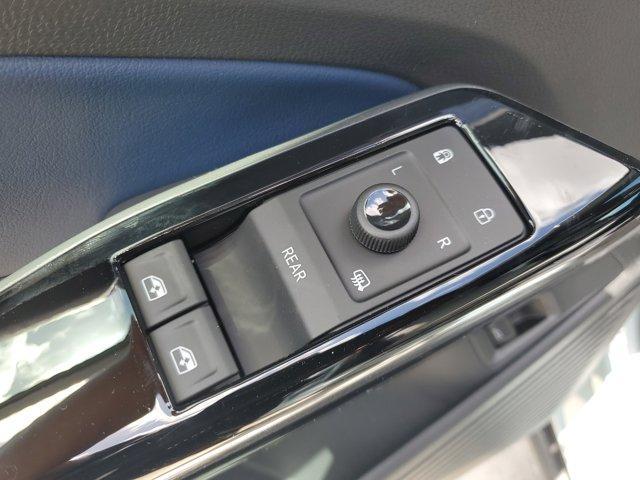 new 2025 Volkswagen ID.4 car