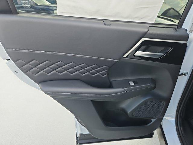 new 2025 Mitsubishi Outlander PHEV car, priced at $51,645