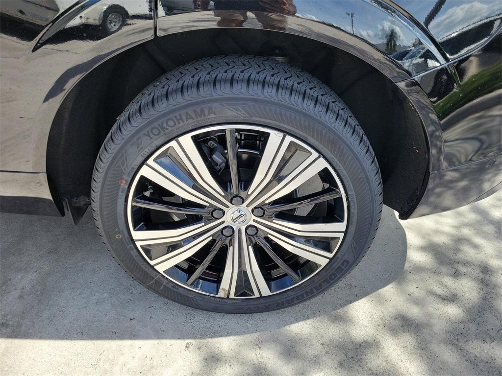 used 2023 Volvo XC60 car, priced at $34,788