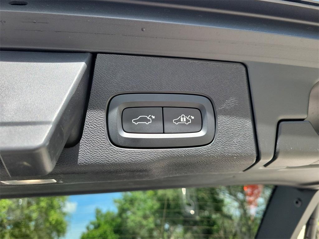 used 2023 Volvo XC60 car, priced at $34,788