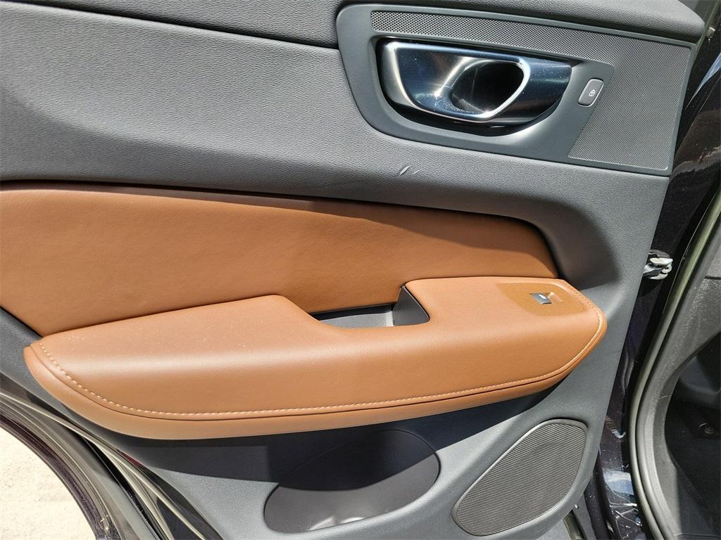 used 2023 Volvo XC60 car, priced at $34,788