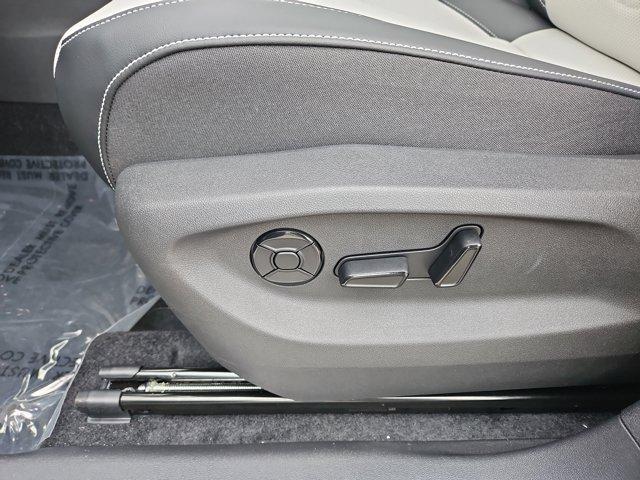 new 2025 Volkswagen Tiguan car