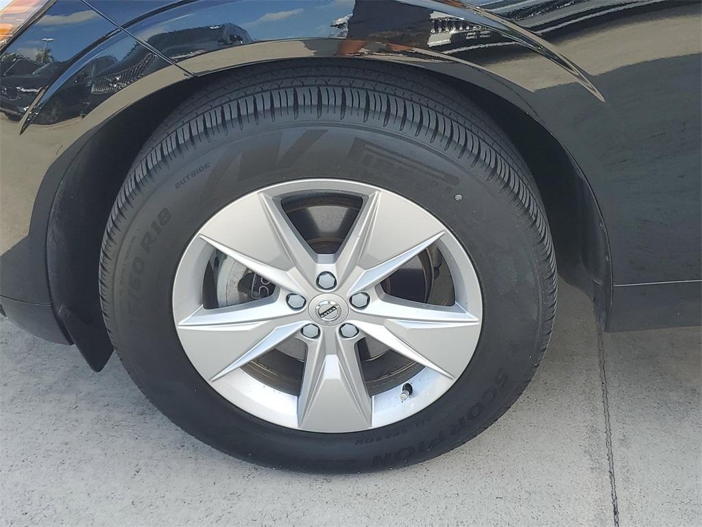 used 2022 Volvo XC60 car, priced at $32,288