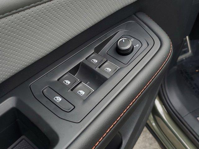 new 2025 Volkswagen Atlas car, priced at $48,781