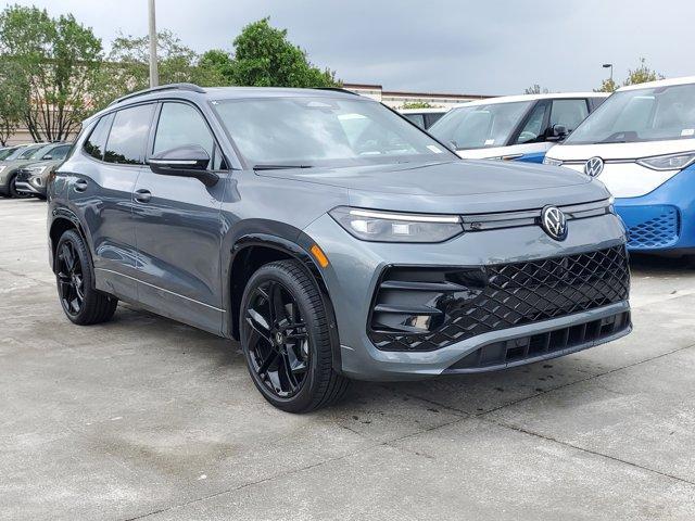 new 2025 Volkswagen Tiguan car, priced at $35,626