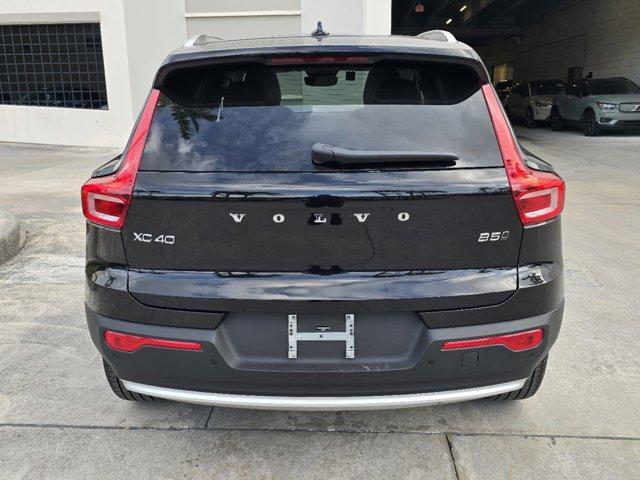 new 2025 Volvo XC40 car, priced at $49,460