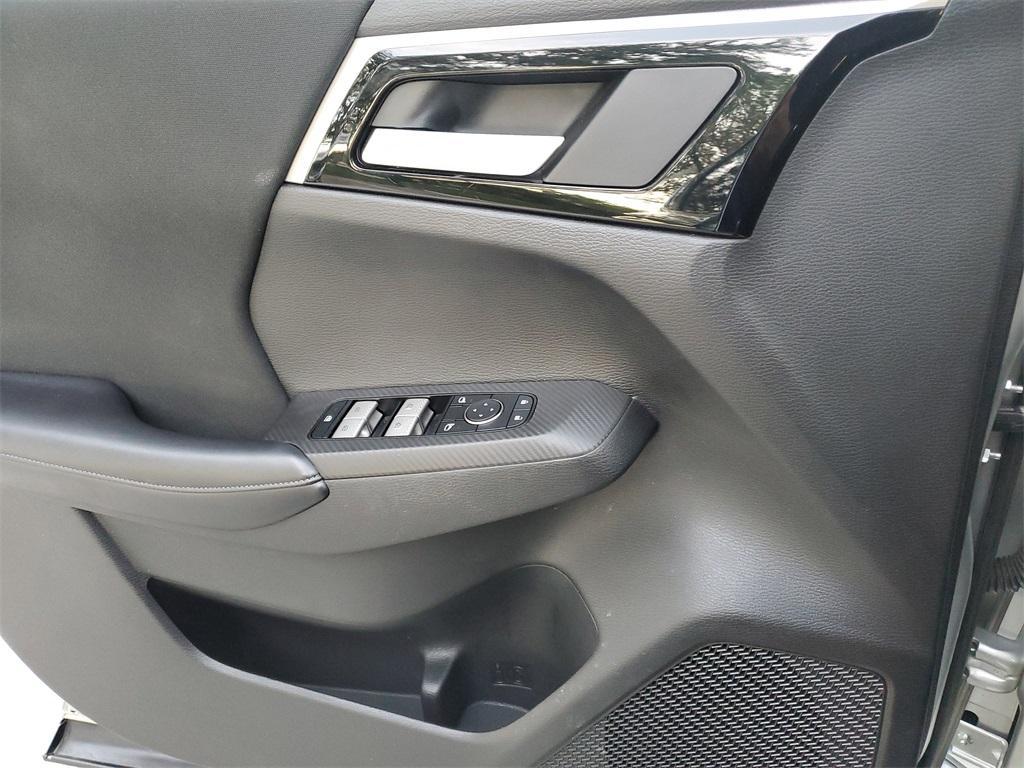 used 2023 Mitsubishi Outlander car, priced at $24,588