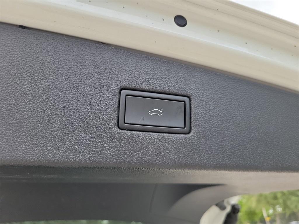 used 2022 Volkswagen Tiguan car, priced at $21,977