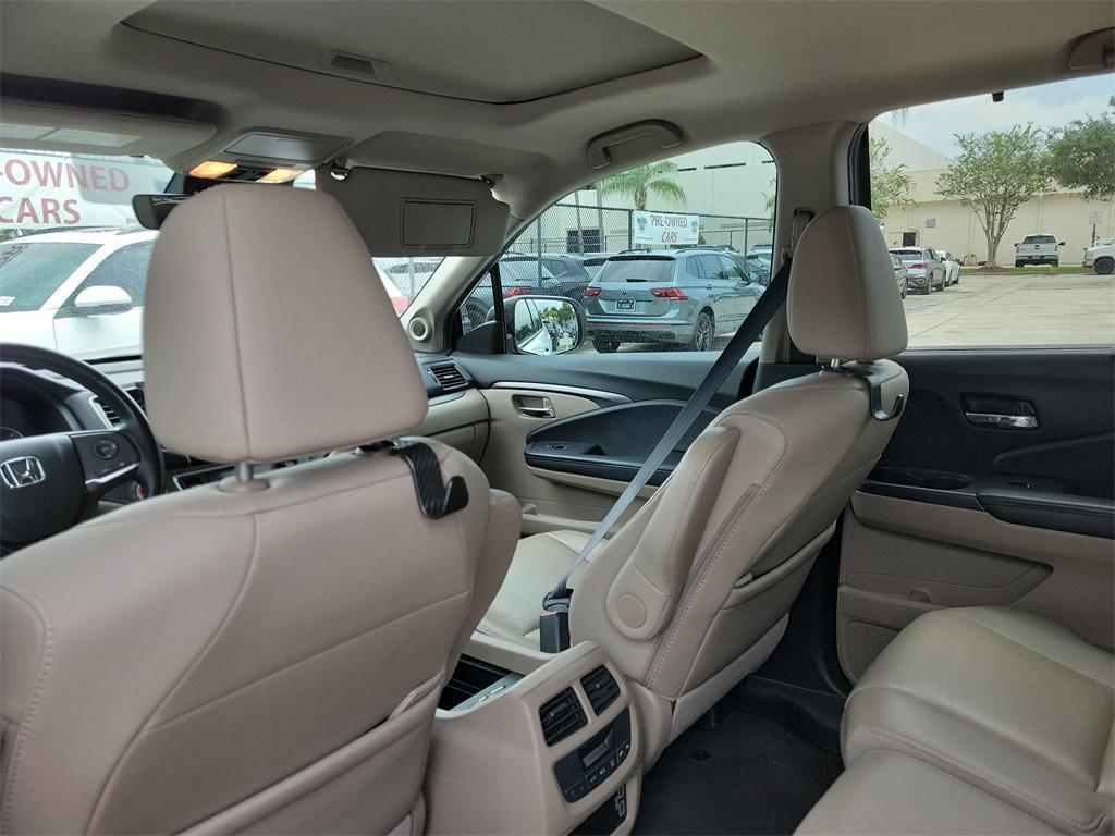 used 2020 Honda Pilot car, priced at $22,898