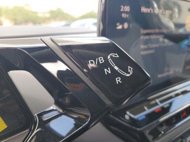 new 2025 Volkswagen ID.4 car