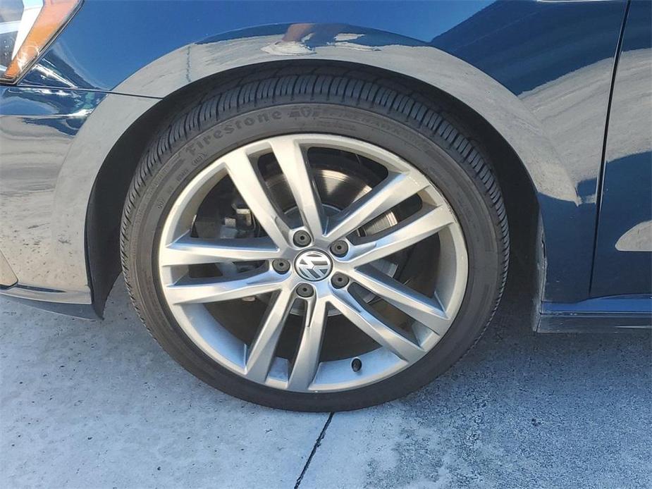 used 2018 Volkswagen Passat car, priced at $15,877