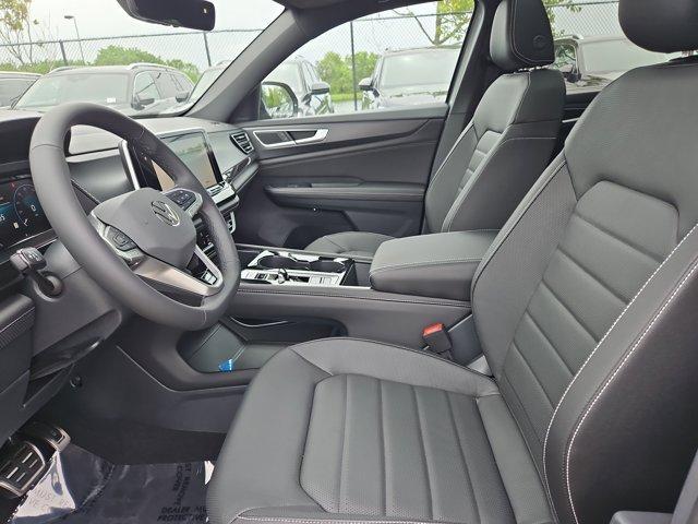 new 2025 Volkswagen Atlas Cross Sport car, priced at $49,192