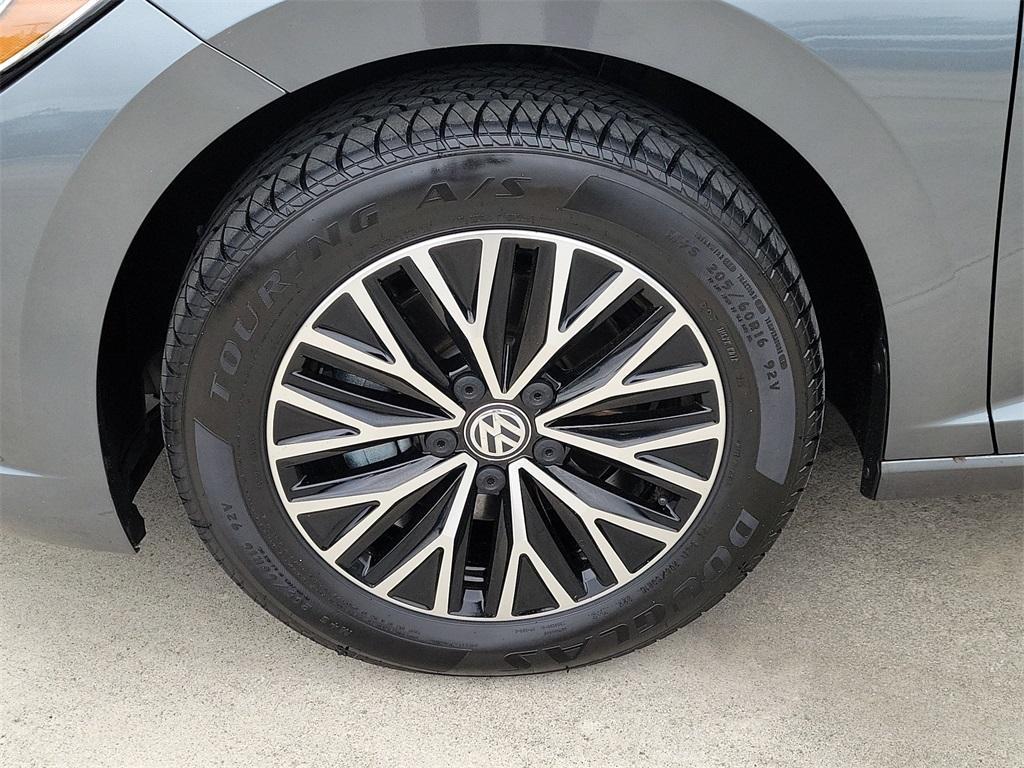 used 2021 Volkswagen Jetta car, priced at $15,998