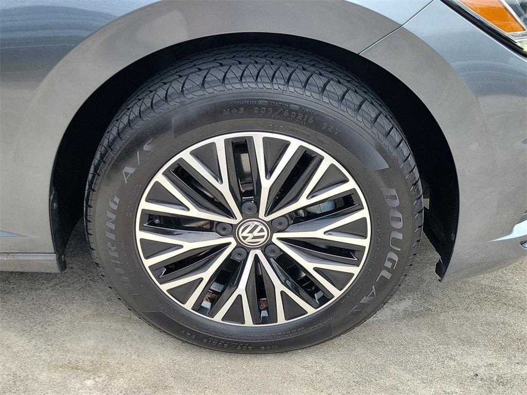 used 2021 Volkswagen Jetta car, priced at $15,998