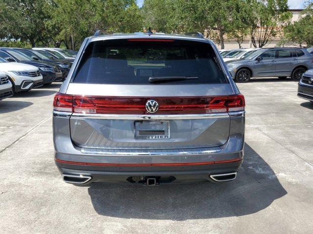 new 2024 Volkswagen Atlas car, priced at $39,899