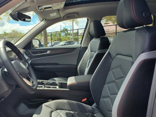 new 2025 Volkswagen Atlas car, priced at $49,351