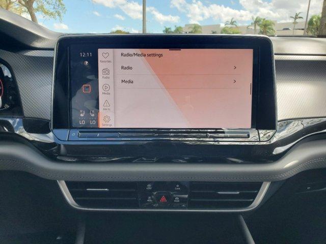 new 2025 Volkswagen Atlas car, priced at $49,351