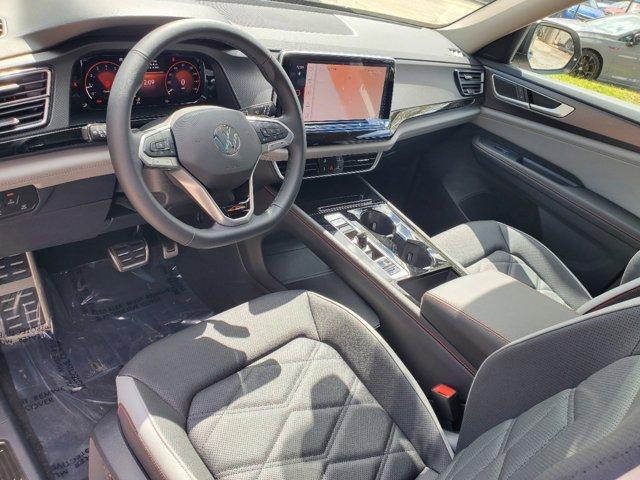 new 2025 Volkswagen Atlas car, priced at $49,351