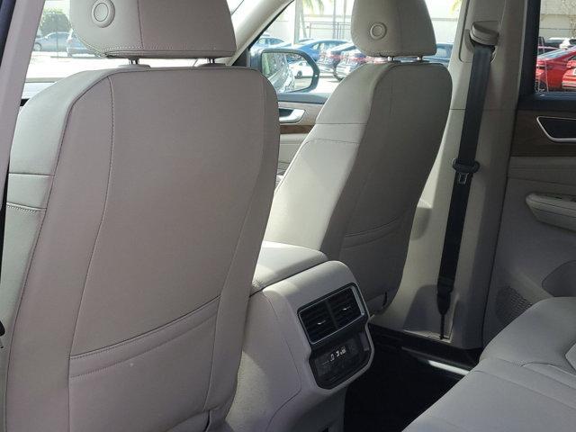 new 2025 Volkswagen Atlas car, priced at $45,821