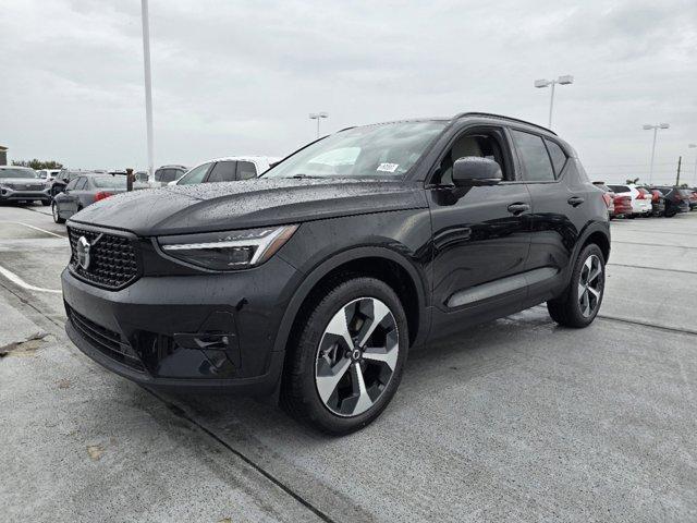 new 2025 Volvo XC40 car, priced at $48,315