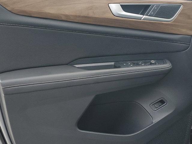 new 2025 Volkswagen Atlas car, priced at $46,336