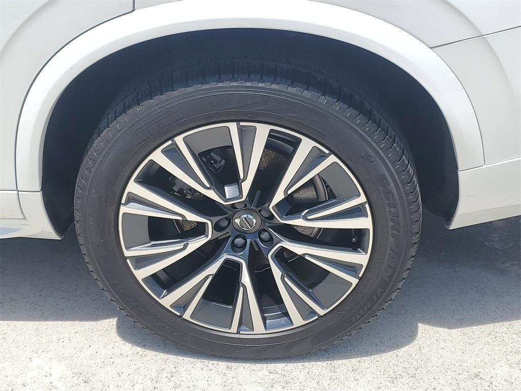 used 2022 Volvo XC90 car, priced at $38,988