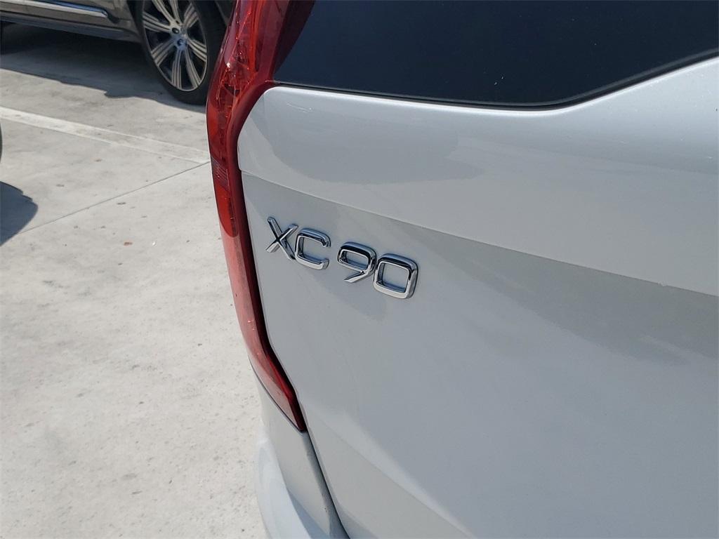 used 2022 Volvo XC90 car, priced at $38,988
