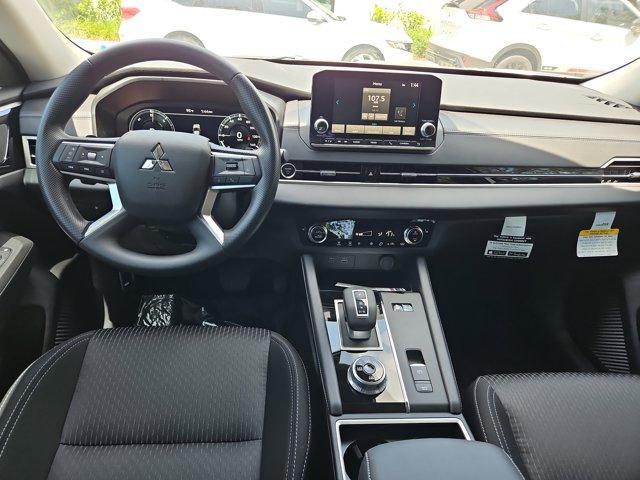 new 2025 Mitsubishi Outlander car, priced at $42,615