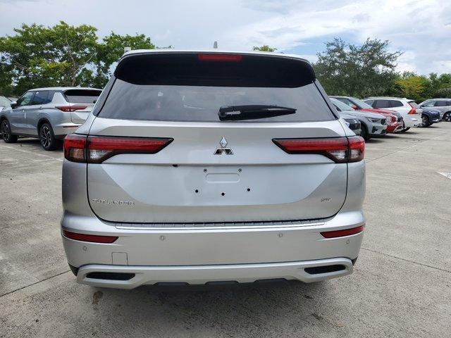 new 2024 Mitsubishi Outlander car, priced at $36,285