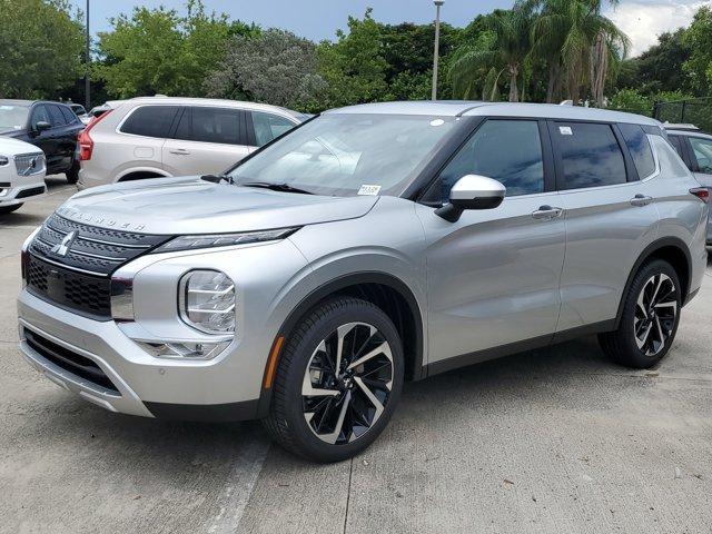 new 2024 Mitsubishi Outlander car, priced at $36,285