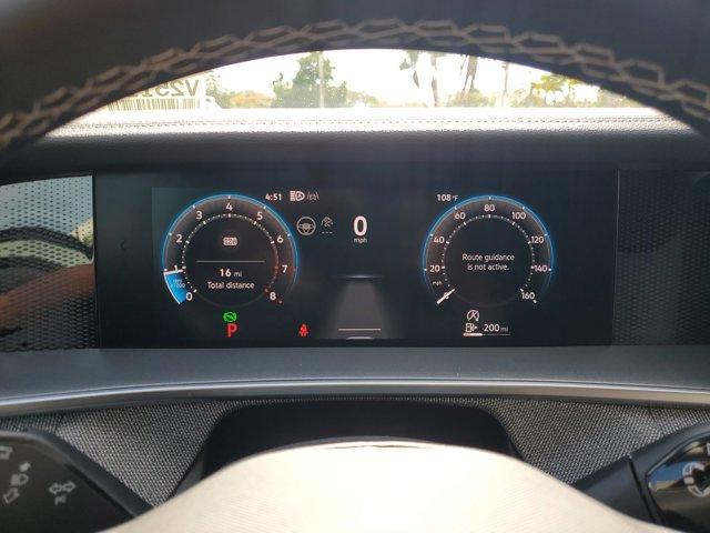 new 2025 Volkswagen Tiguan car