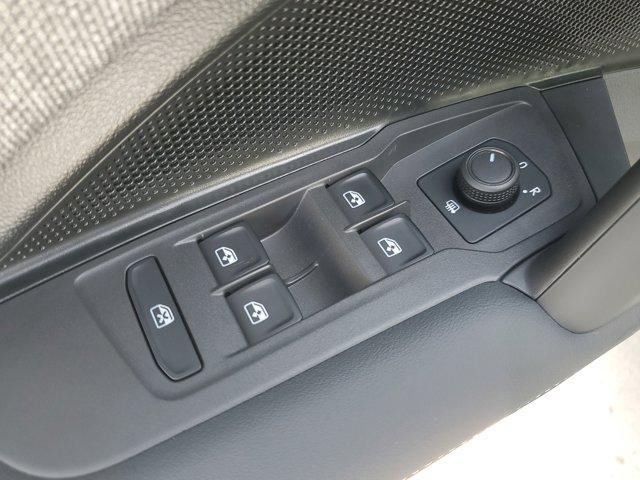 new 2025 Volkswagen Tiguan car