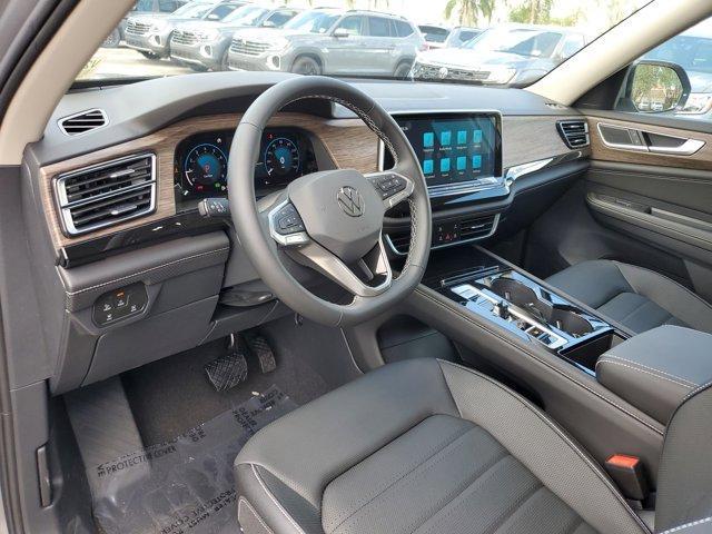 new 2025 Volkswagen Atlas car, priced at $45,702