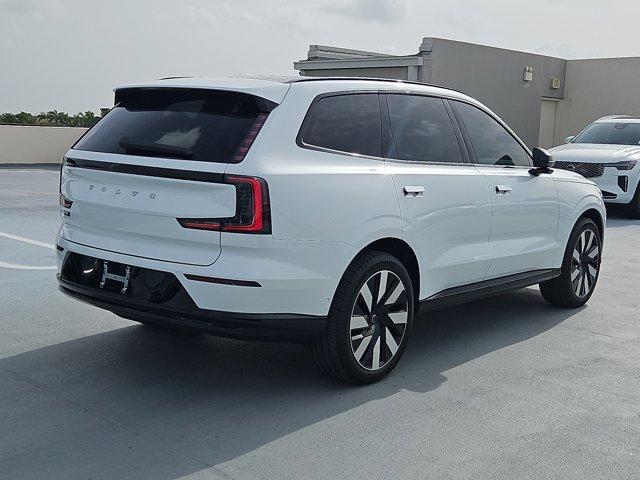 new 2025 Volvo EX90 car, priced at $80,379