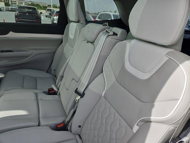 new 2025 Volvo EX90 car, priced at $80,379