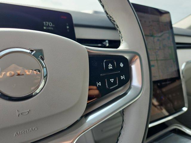 new 2025 Volvo EX90 car, priced at $80,379