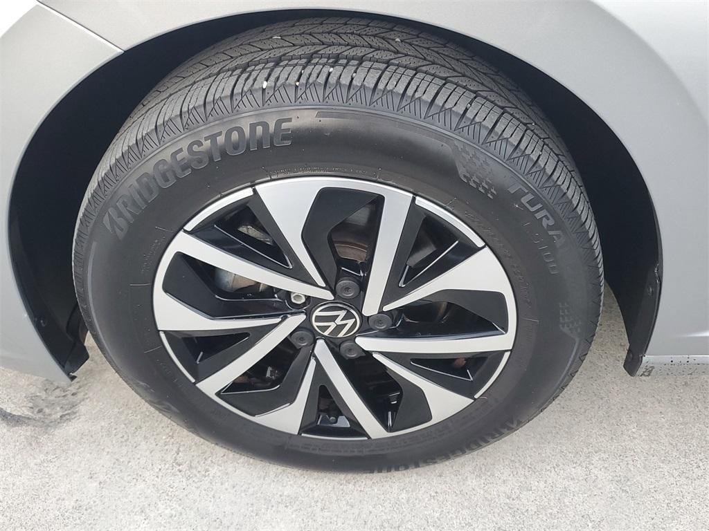 used 2023 Volkswagen Jetta car, priced at $18,577