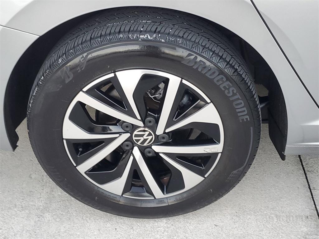 used 2023 Volkswagen Jetta car, priced at $18,577