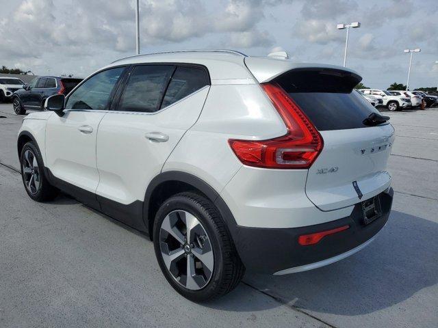 new 2025 Volvo XC40 car, priced at $45,800