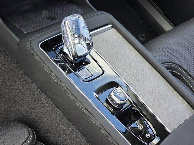 new 2025 Volvo XC90 car, priced at $72,755