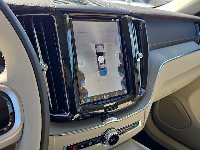 new 2025 Volvo XC60 car, priced at $59,937