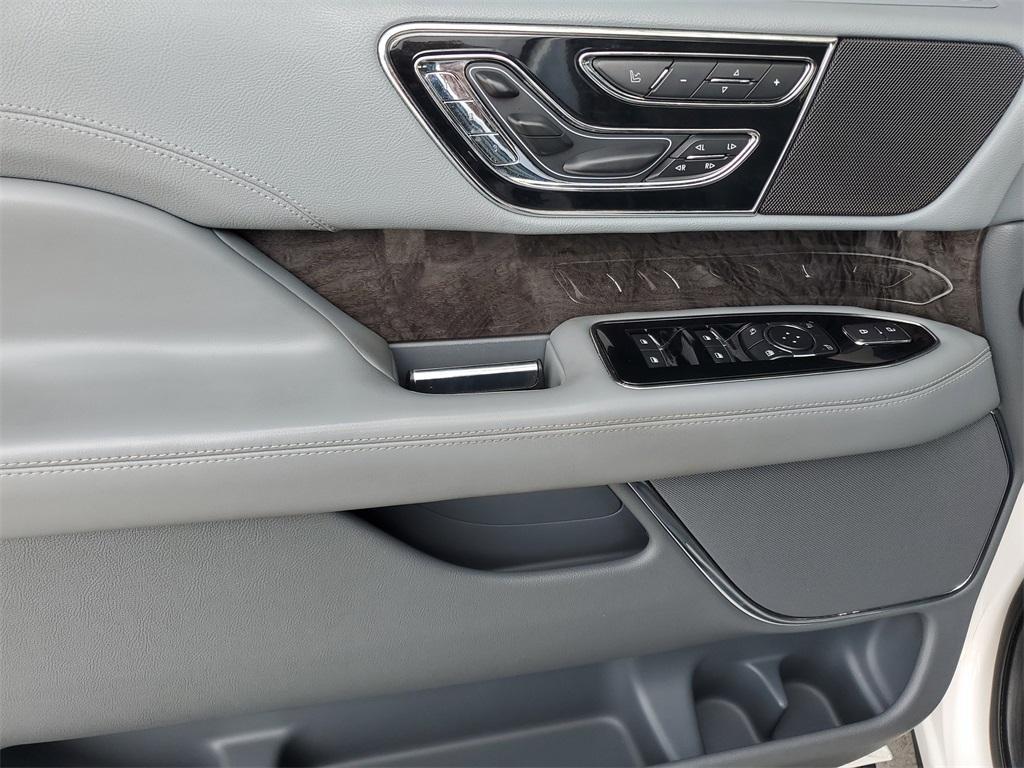 used 2018 Lincoln Navigator car, priced at $31,698