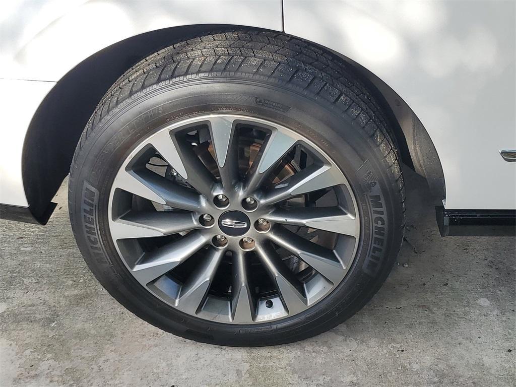 used 2018 Lincoln Navigator car, priced at $31,698