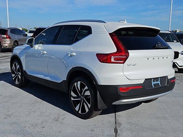 new 2025 Volvo XC40 car, priced at $49,300