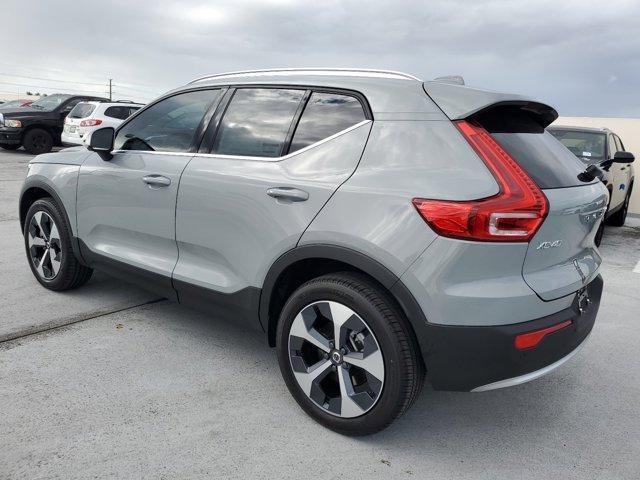 new 2025 Volvo XC40 car, priced at $45,465