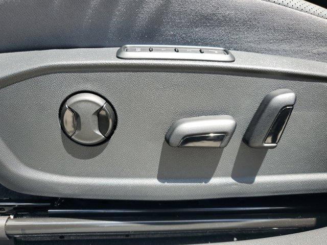 new 2025 Volkswagen ID.4 car
