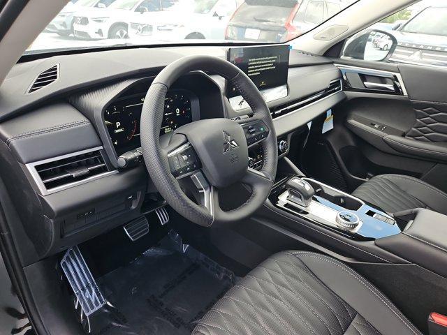 new 2025 Mitsubishi Outlander car, priced at $41,745